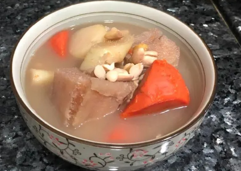 蕃薯粉葛栗子素湯