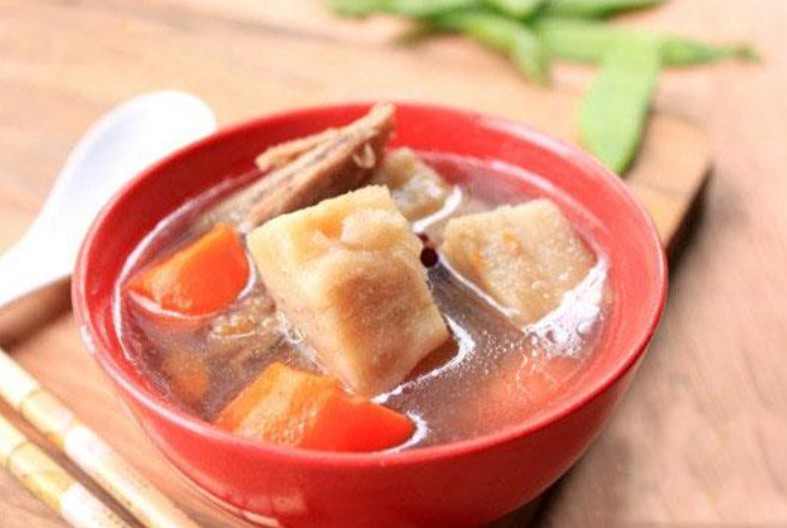 土茯苓麥冬豬骨湯